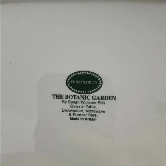 Discontinued never used Portmeirion Botanic Gardens half pound butter dish. - Picture 4 of 4